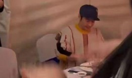 邹市明夫妇最新爆料视频